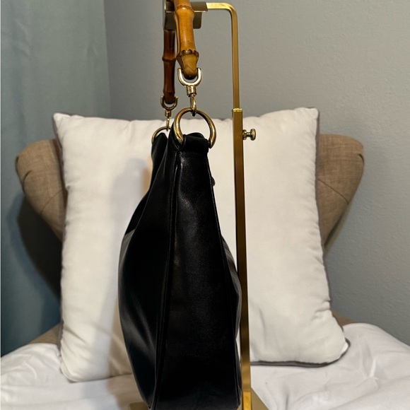 Gucci Black Leather bag with bamboo handle and original dust bag - Picture 2 of 6